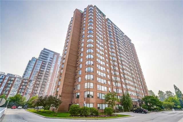 1803 - 1270 Maple Crossing Boulevard