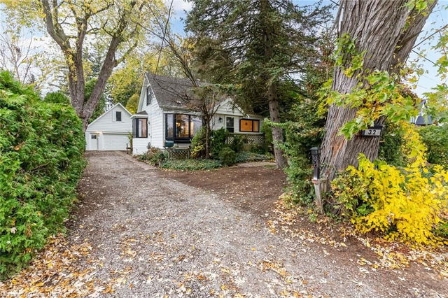 32 Valleyview Drive