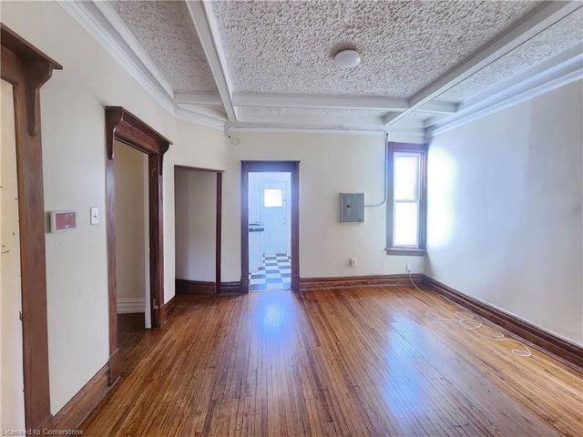 D - 25 West Avenue