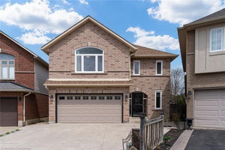 7 Magenta Court