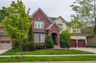 220 Edgewater Crescent