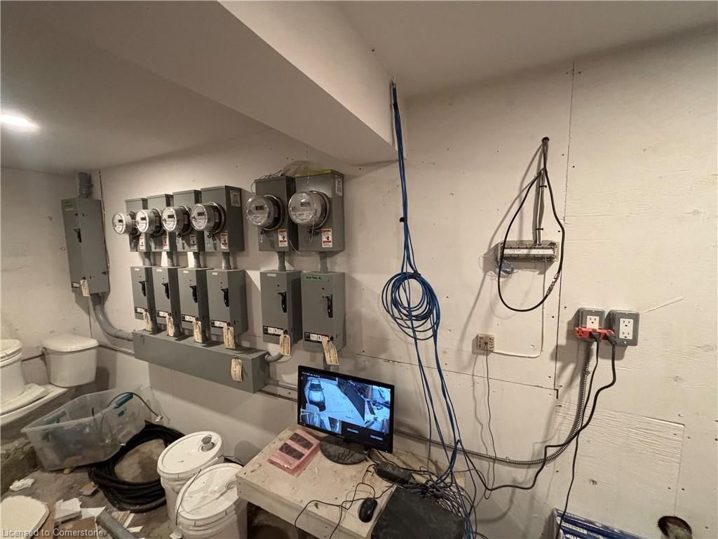 Multi-5 Unit for sale at 52 Barton Street, Hamilton, ON, L8L 2V8 - Beasley - MLS: 40728192