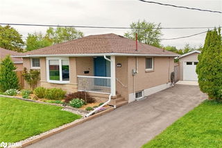44 Moultrey Crescent