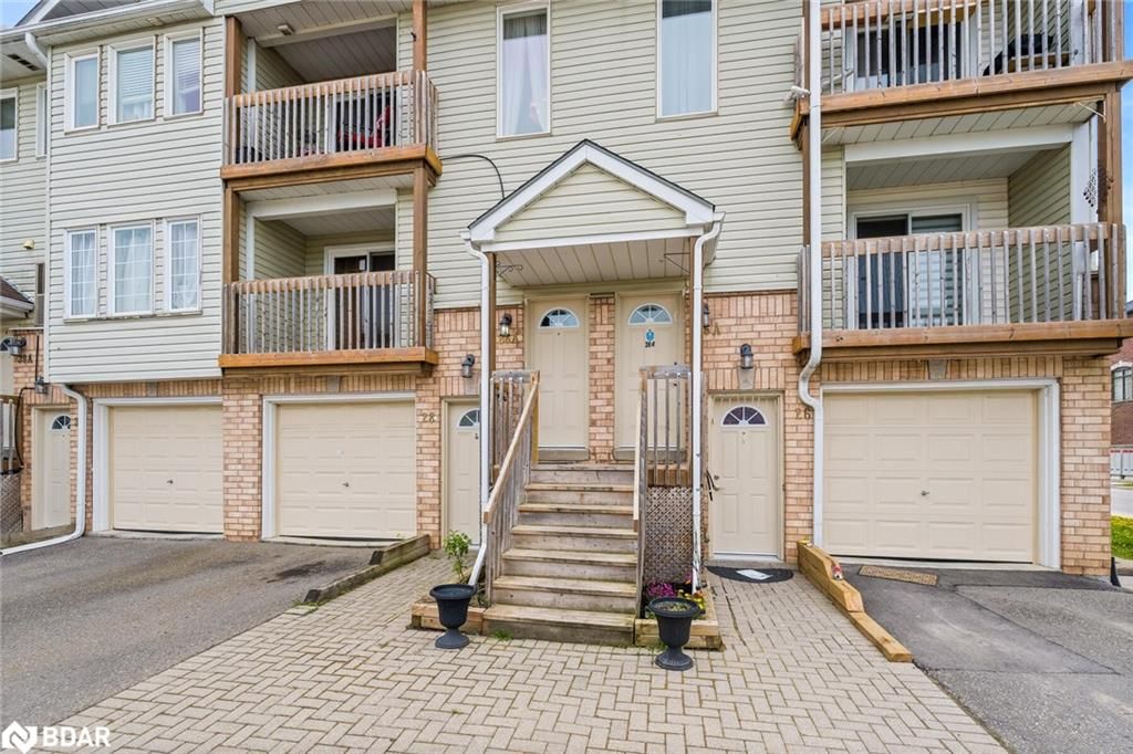 Row/Townhouse for sale at 28A Stewart Maclaren Road, Georgetown, GE Georgetown, L7G 5L9 - MLS: 40728364