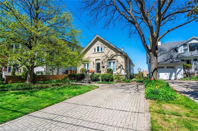 31 Mountain Park Avenue