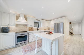 37 Dalegrove Crescent