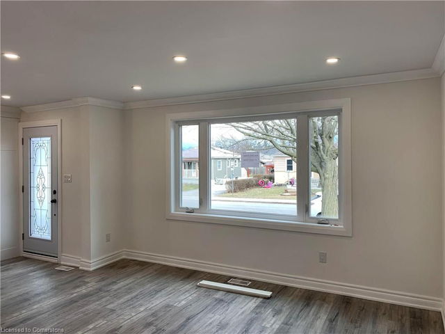 Upper - 114 Warren Avenue