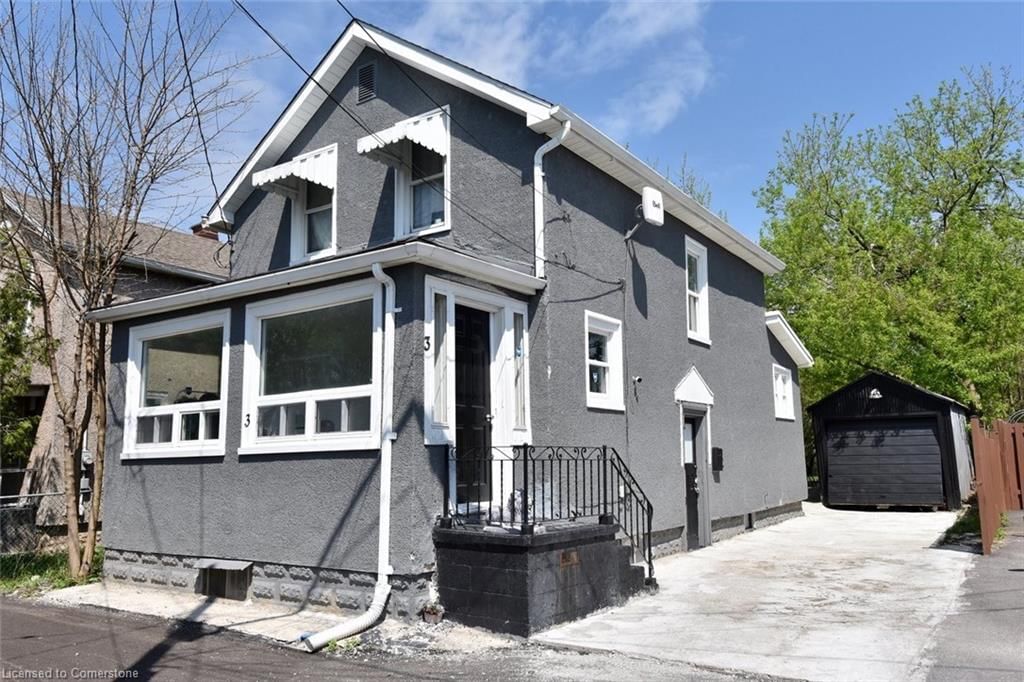 Single Family Residence for sale at 3 Rices Lane, Welland, Lincoln/Crowland, L3B 3L7 - MLS: 40728636