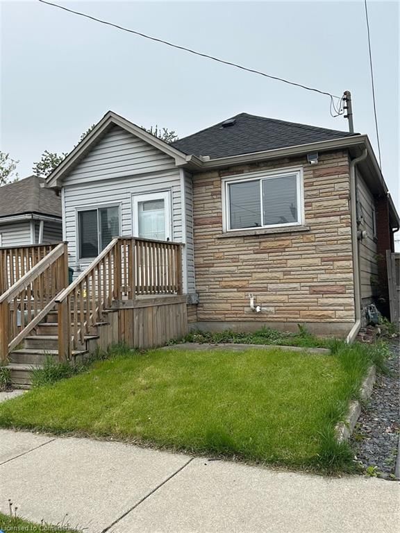 445 Paling Avenue