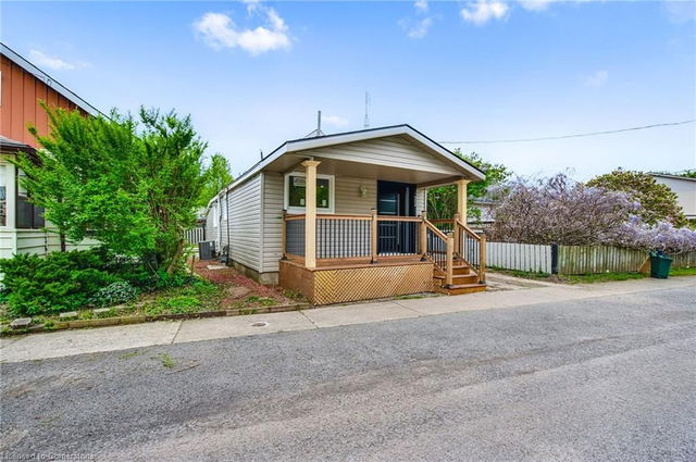22 Shickluna Street
