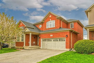 56 Nanaimo Crescent
