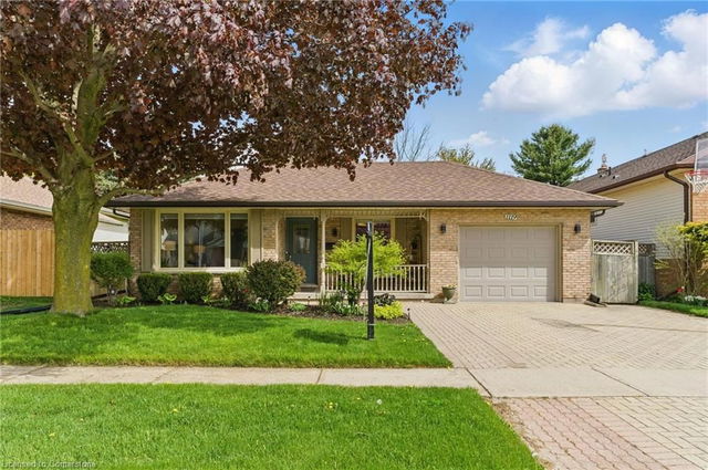 1119 Iroquois Crescent