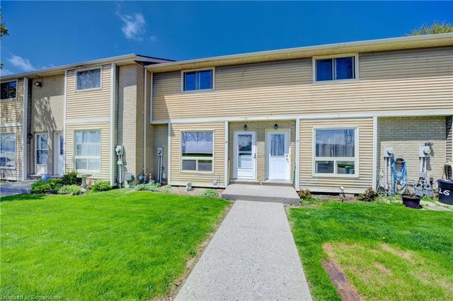 28 - 879 Parkinson Road