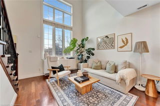 303 - 555 King Street