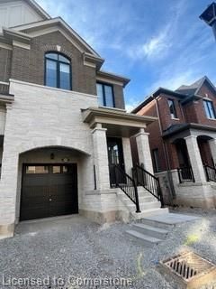 1415 Oakmont Common