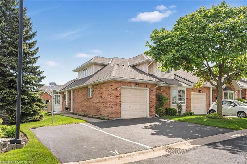 32 - 810 Golf Links Road