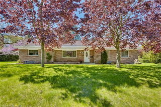 126 Mccall Crescent