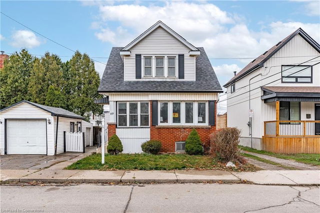 UPPER - 69 Roxborough Avenue