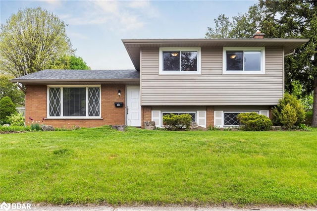 130 Hudson Crescent