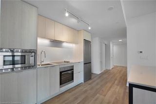 824 - Room 3 - 1 Jarvis Street