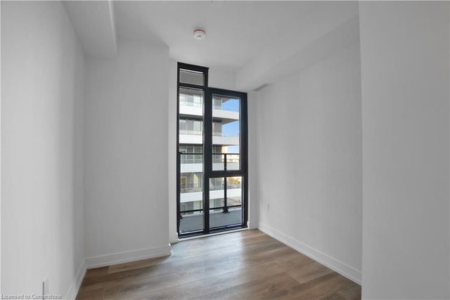 824 - Room 3 - 1 Jarvis Street