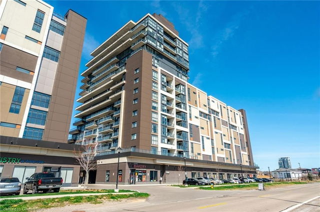 404 - 550 North Service Road