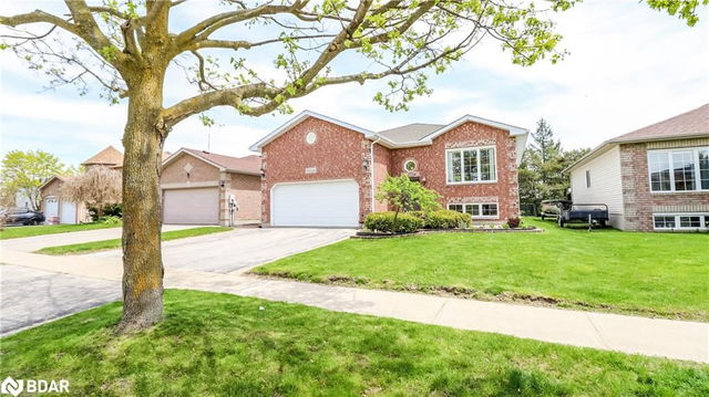 13 O'shaughnessy Crescent