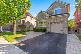 2270 Dunforest Crescent