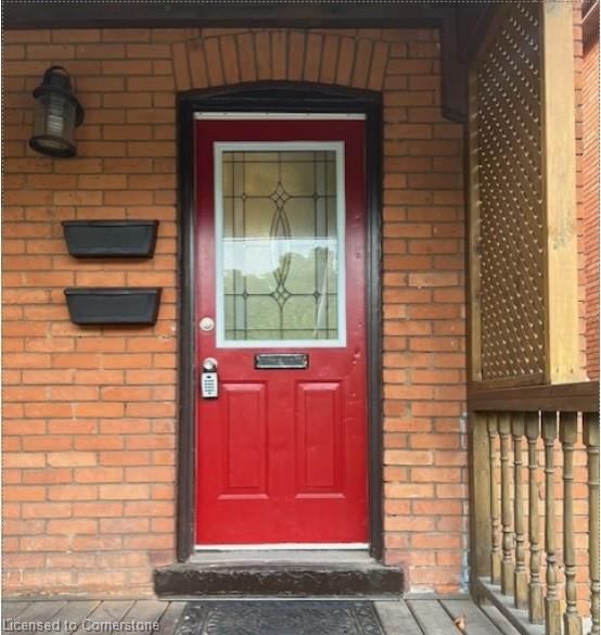 37 Dundas Street