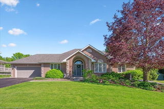 790 Dianne Crescent