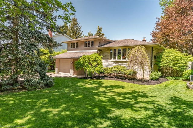 16 Nicklin Crescent