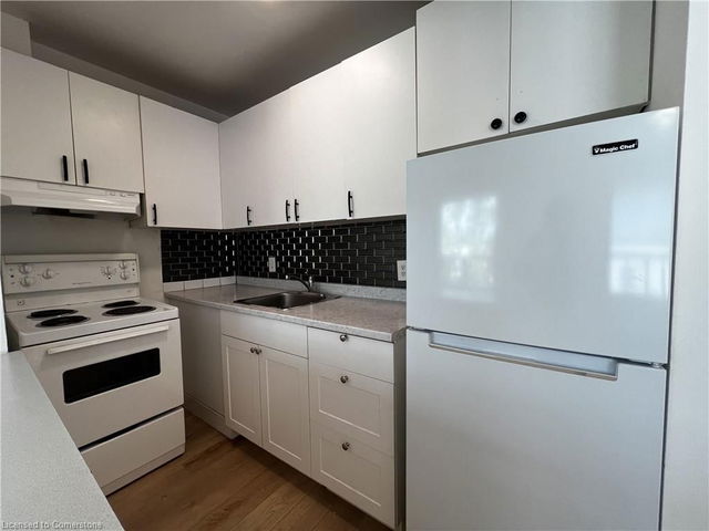 16 - 102 Greensides Avenue