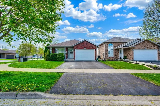44 Lea Crescent