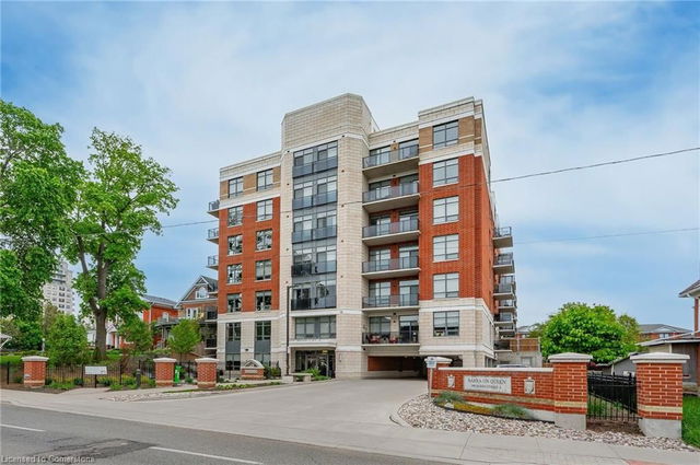 202 - 399 Queen Street