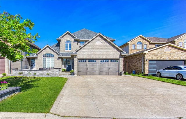 4 Tuscani Drive