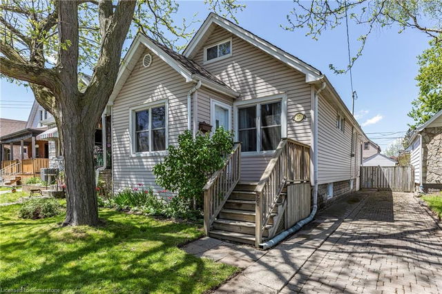 27 Barons Avenue