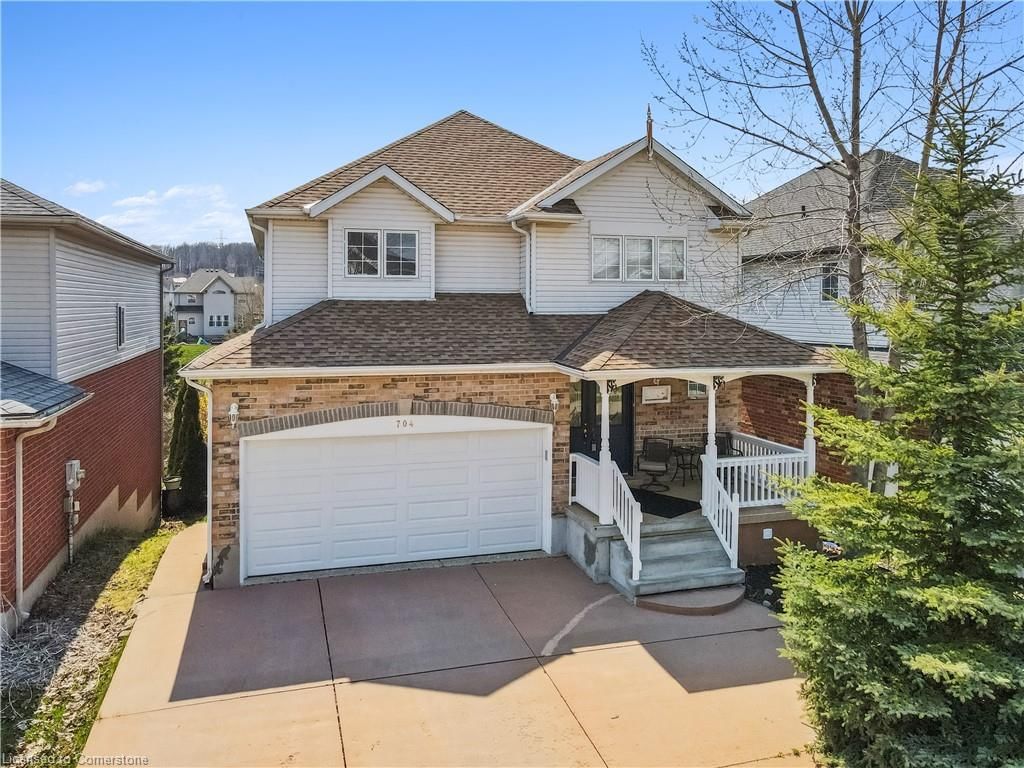 Single Family Residence for lease at 704 Brandenburg Boulevard, Waterloo, Columbia Forest/Clair Hills, N2T 2V4 - MLS: 40730716