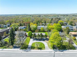 425 Plains Road W