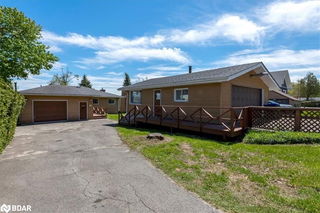 2225 Lakeshore Road E