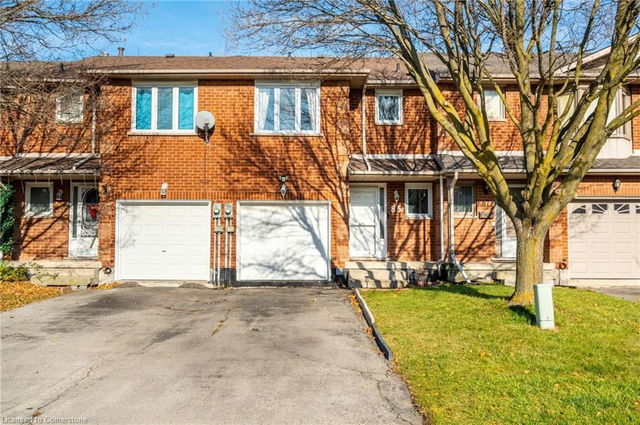 85 Royalvista Drive
