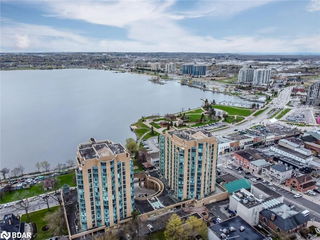 605 - 140 Dunlop Street E