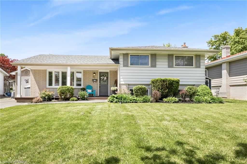 Single Family Residence for sale at 28 Brier Park Road, Brantford, Brier Park, N3R 3P7 - MLS: 40731003