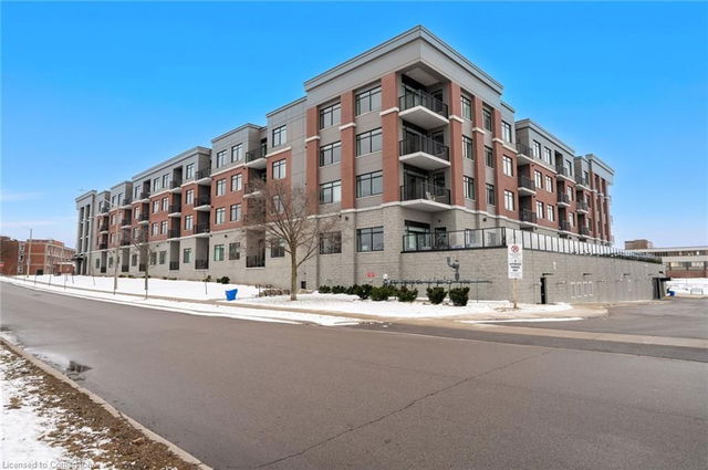416 - 1 Redfern Avenue
