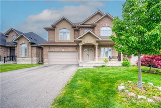 83 Boulder Crescent