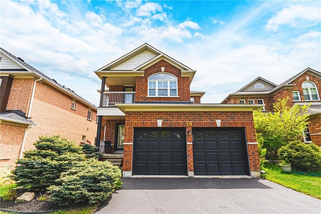 Single Family Residence for sale at 19 Gwyn Court, Dundas, Coote, L9H 7S1 - MLS: 40732331