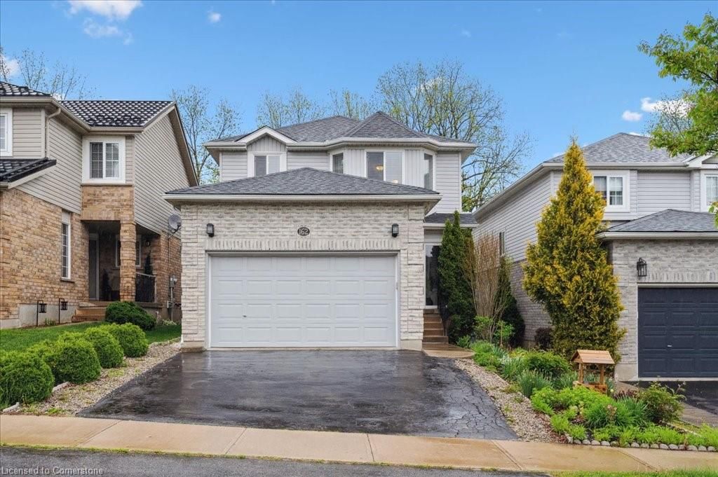 Single Family Residence for sale at 162 Marl Meadow Drive, Kitchener, Pioneer Park/Doon/Wyldwoods, N2R 1L3 - MLS: 40732393