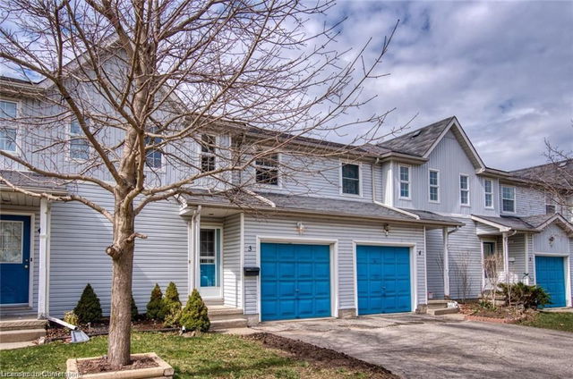 3 - 90 Mooregate Crescent