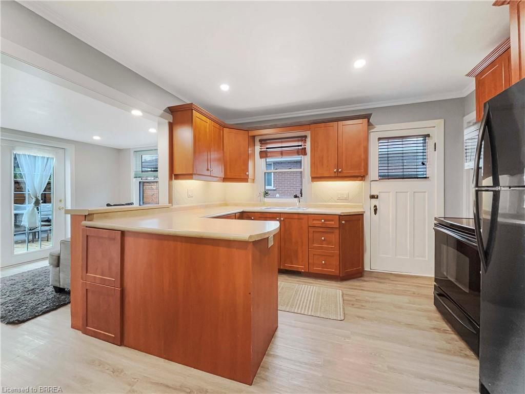 Single Family Residence for sale at 19 Rowanwood Avenue, Brantford, Echo Place, N3S 7B7 - MLS: 40732504