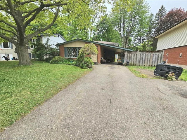 559 Sprucehill Avenue
