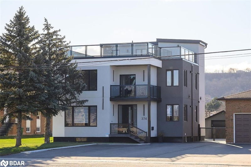374 Highway 8, Hamilton, Ontario